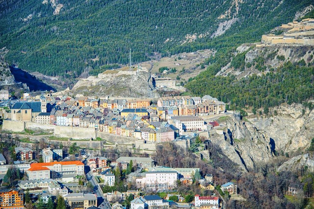 Pres Des Forts Briancon  Exterior photo